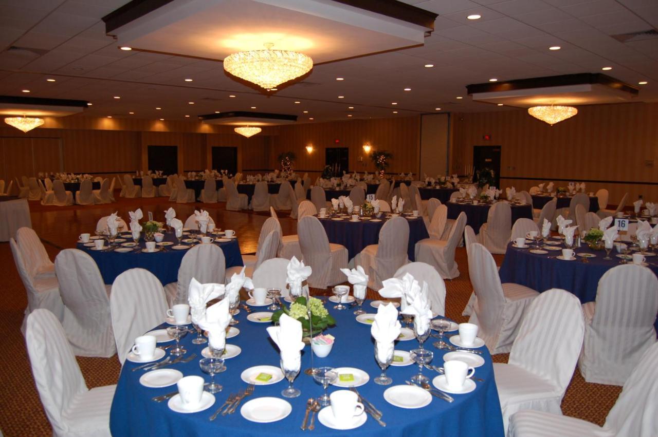 Rodeway Inn & Suites East Windsor Екстер'єр фото
