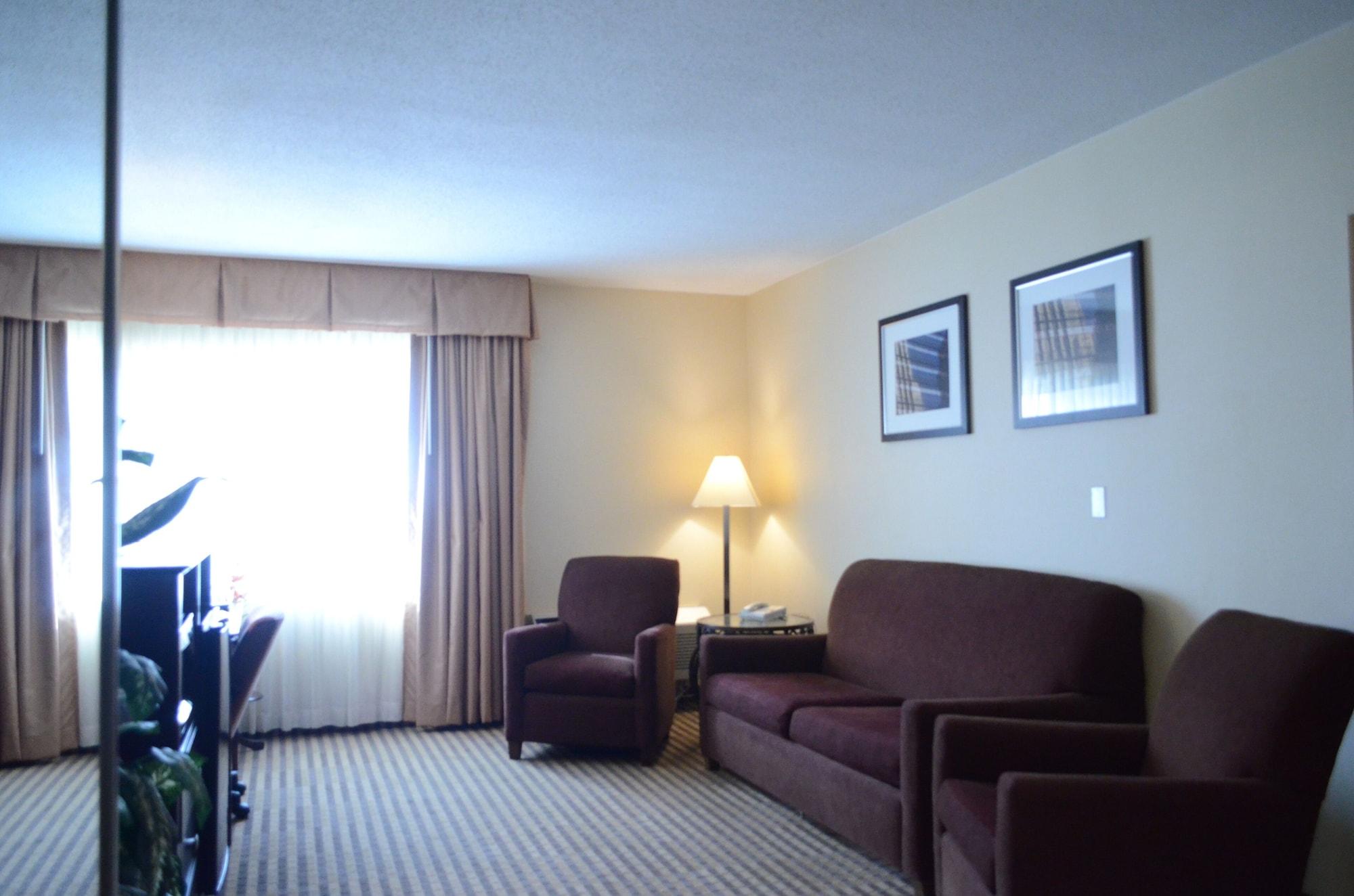 Rodeway Inn & Suites East Windsor Екстер'єр фото