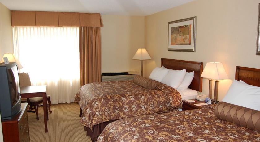 Rodeway Inn & Suites East Windsor Екстер'єр фото